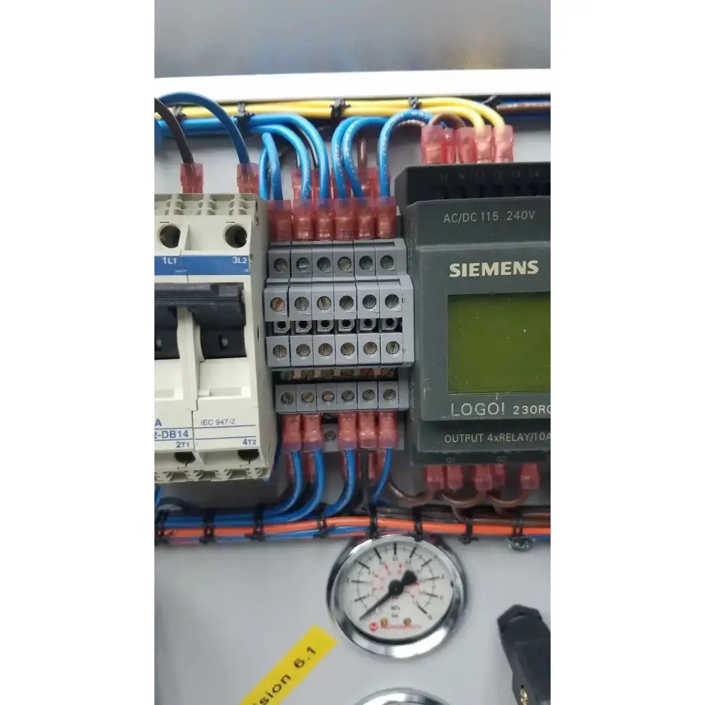 Siemens LOGO! 230RC 6ED1 052-1FB00-0BA4 With Fan, Fuse and Meter PLC Module, second-hand product photo 12