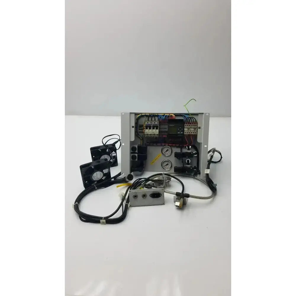 Siemens LOGO! 230RC 6ED1 052-1FB00-0BA4 With Fan, Fuse and Meter PLC Module, second-hand product photo 2