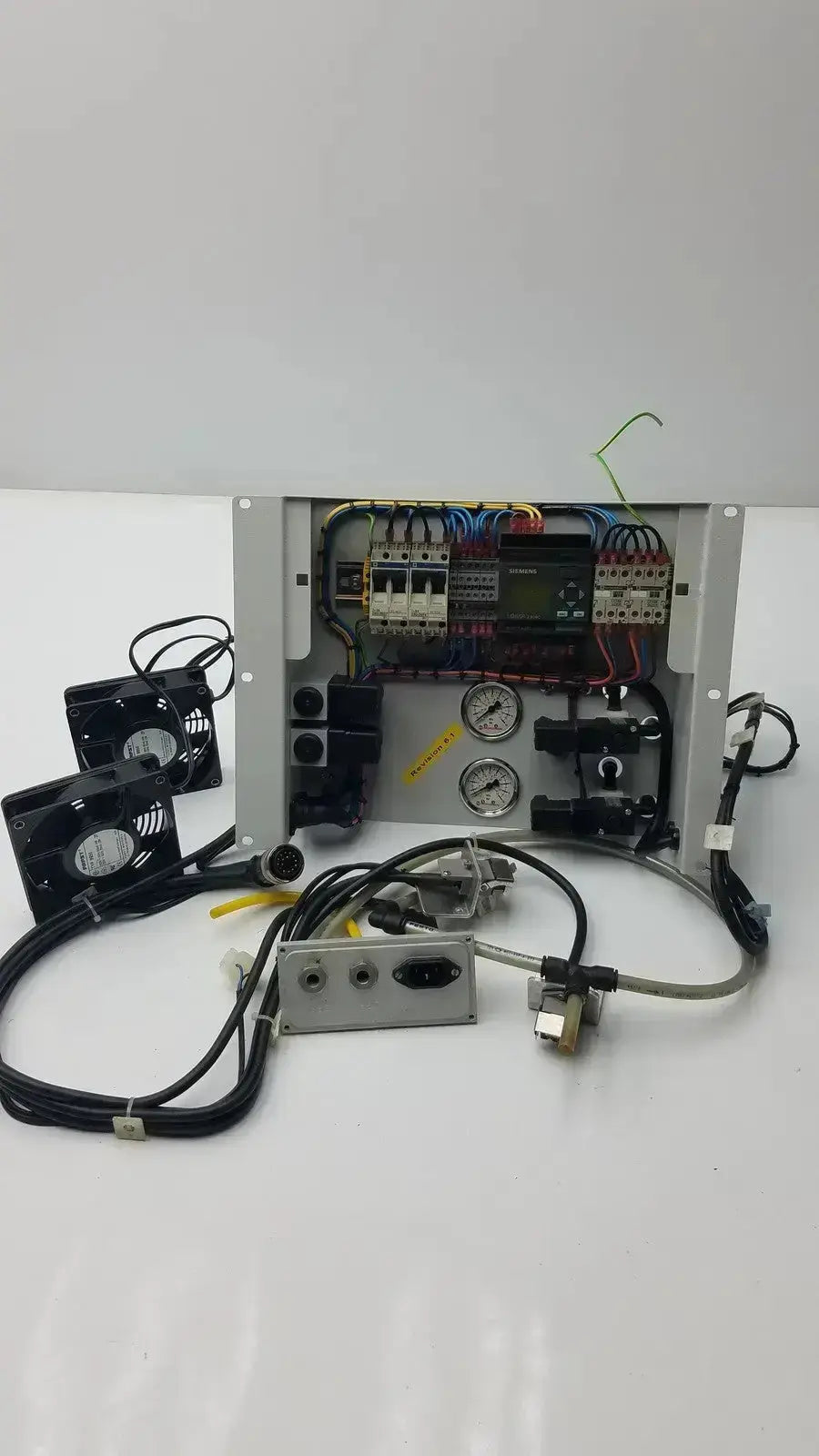 Siemens LOGO! 230RC 6ED1 052-1FB00-0BA4 With Fan, Fuse and Meter PLC Module, second-hand product photo 3