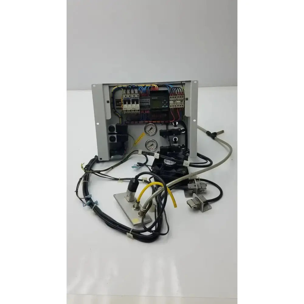 Siemens LOGO! 230RC 6ED1 052-1FB00-0BA4 With Fan, Fuse and Meter PLC Module, second-hand product photo 1