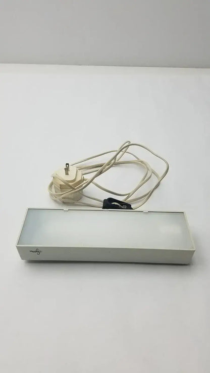 Alco Controls Sigma Wave White Light With Plug Medical Lighting, second-hand product photo 3
