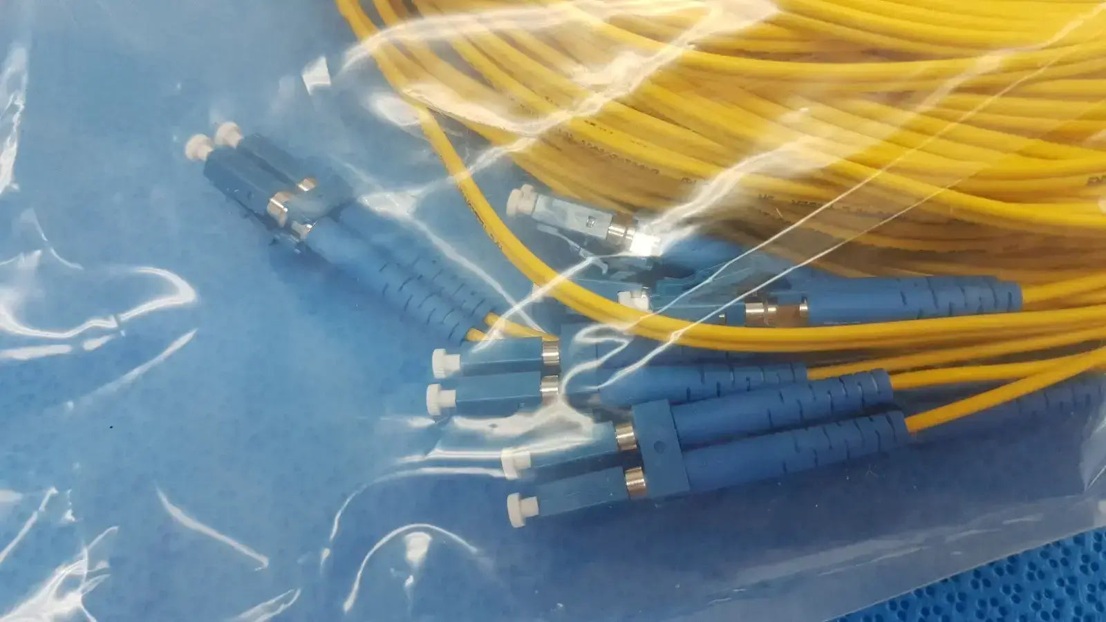 Kentek Singlemode Fiber Optic Cable Assembly – LC to LC, UPC Polish, 5 Meter Box of 26 Fiber Optic Cable Assembly, second-hand product photo 8