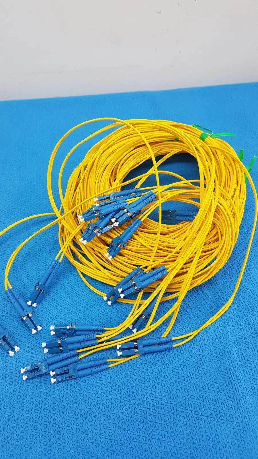 Kentek Singlemode Fiber Optic Cable Assembly – LC to LC, UPC Polish, 5 Meter Box of 26 Fiber Optic Cable Assembly, second-hand product photo 7