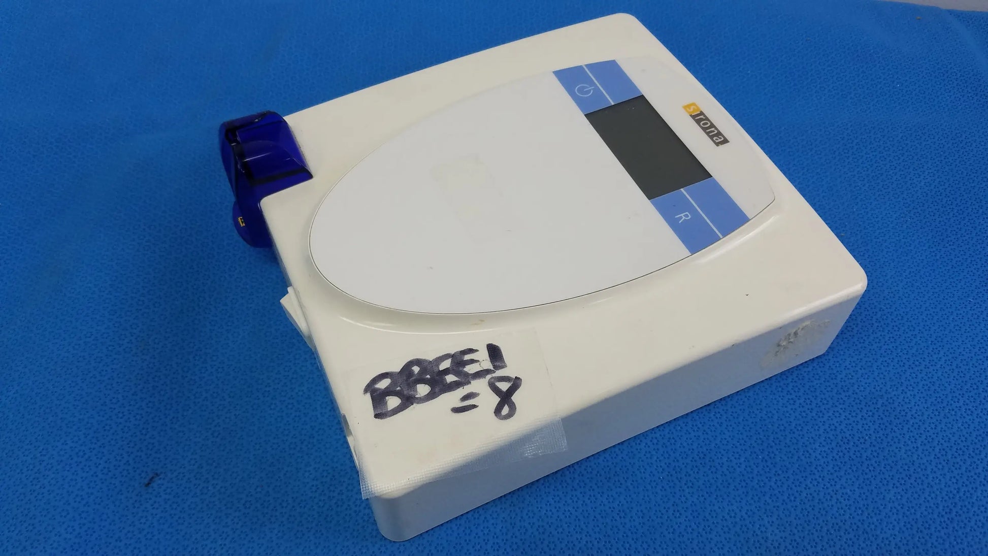 Sirona D3495 Dental Wall Mounted Unit SR 02525 Dental Wall Mounted Unit, second-hand product photo 2