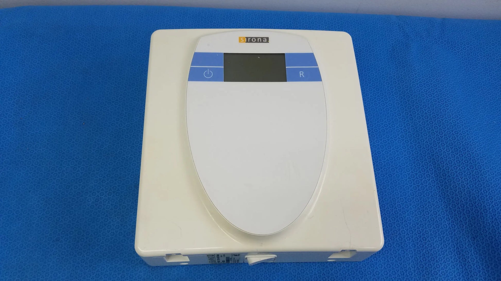 Sirona Xios D3495 Plus Dental Wall Module SR 02686 Dental Wall Module, second-hand product photo 1