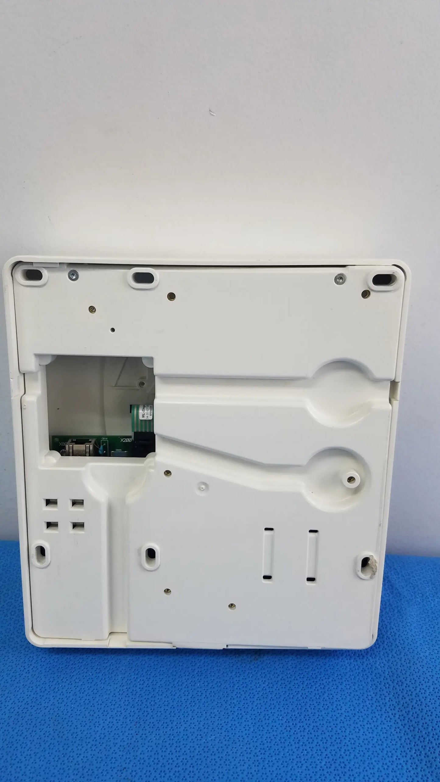 Sirona Xios D3495 Plus Dental Wall Module SR 02686 Dental Wall Module, second-hand product photo 6