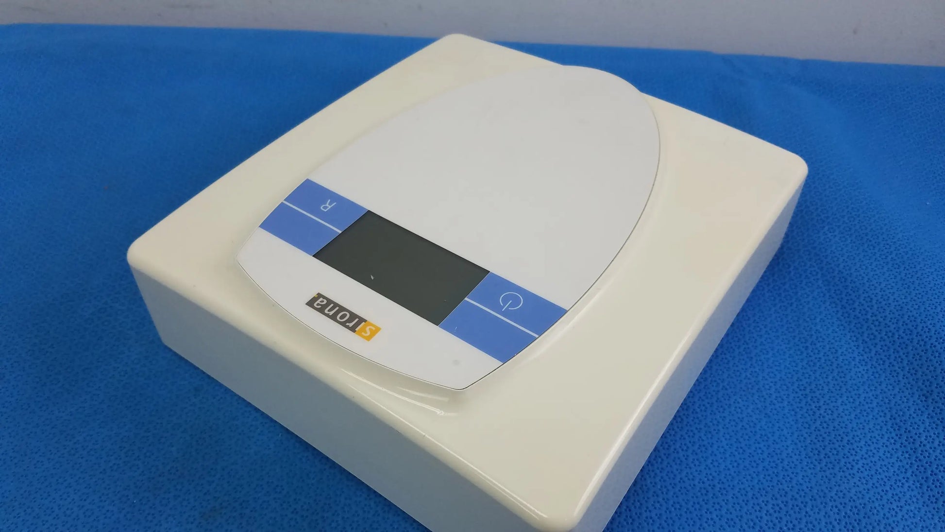 Sirona Xios D3495 Plus Dental Wall Module SR 02686 Dental Wall Module, second-hand product photo 3