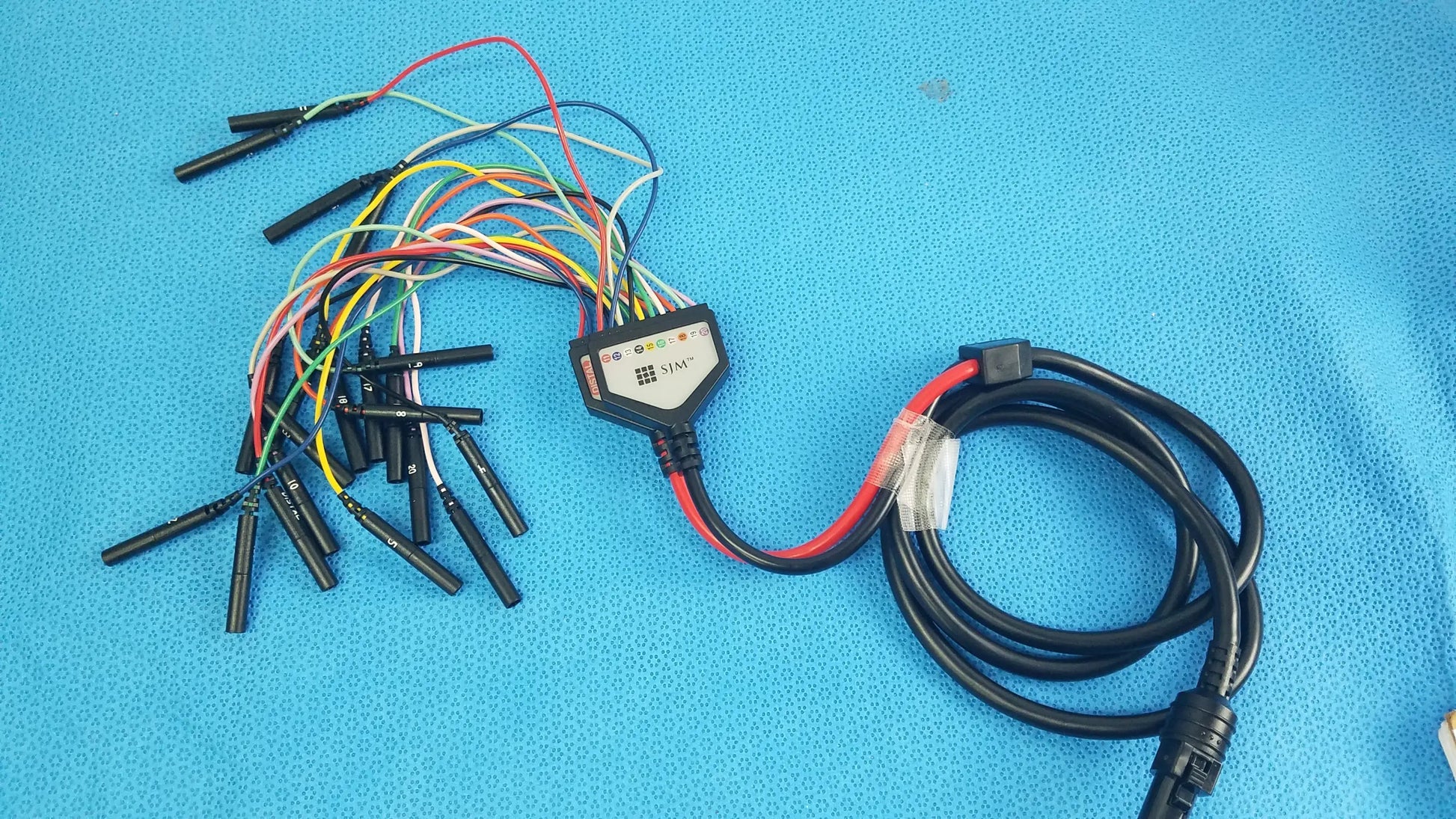 SJM St Jude Medical diagnostic connection cable with black and red cables and multi-colored wires for reuse medical equipment