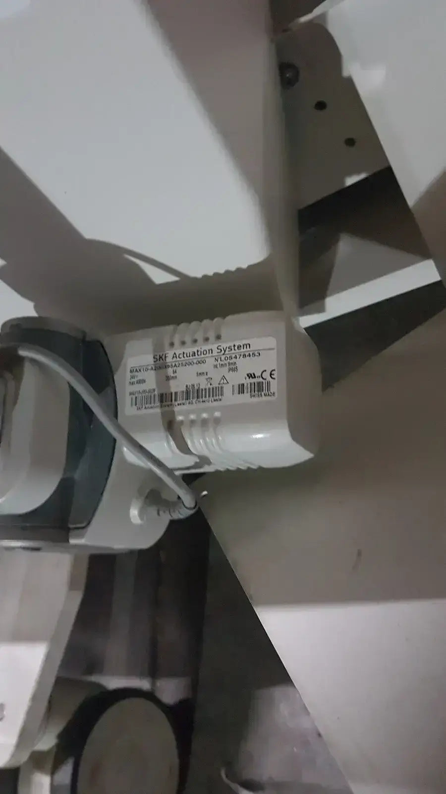 SKF Actuation System MAX10-A200 With 0047-TM4-T423 Actuation System, as-is (for parts) product photo 3