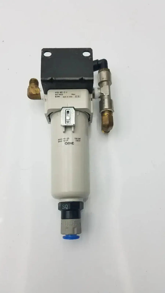 SMC FD30-N02C-2Z-A Filter With 150 psi Max Pressure Pneumatic Air Filter, second-hand product photo 1