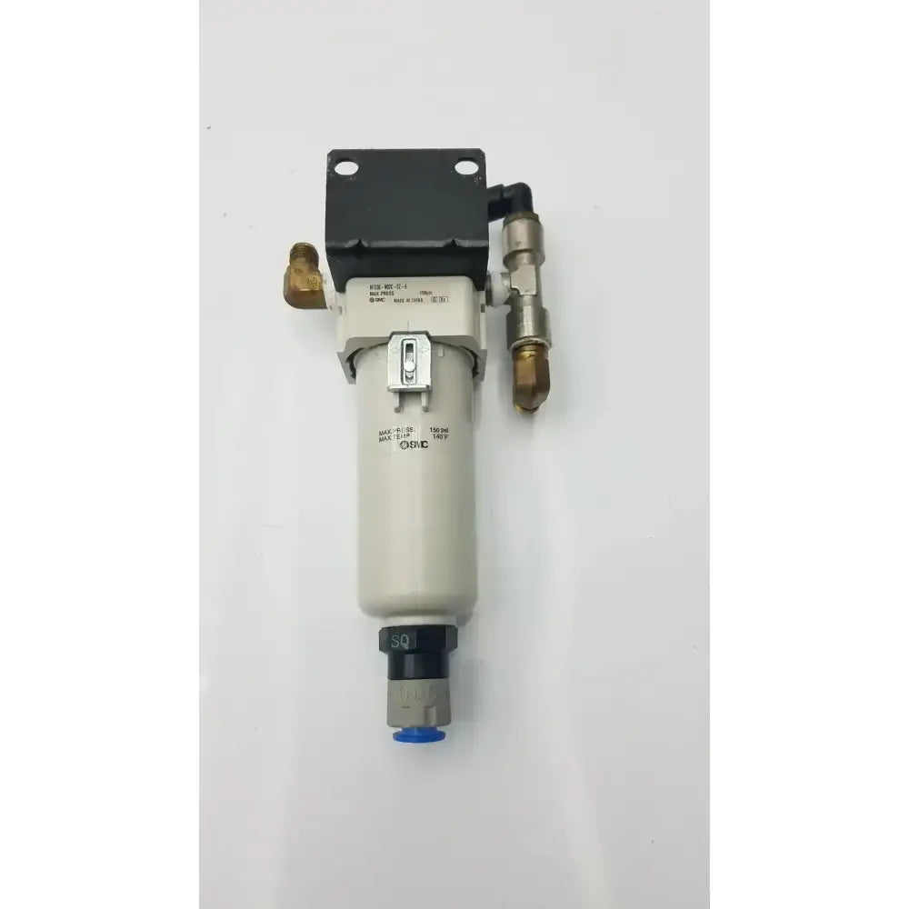SMC FD30-N02C-2Z-A Filter With 150 psi Max Pressure Pneumatic Air Filter, second-hand product photo 1