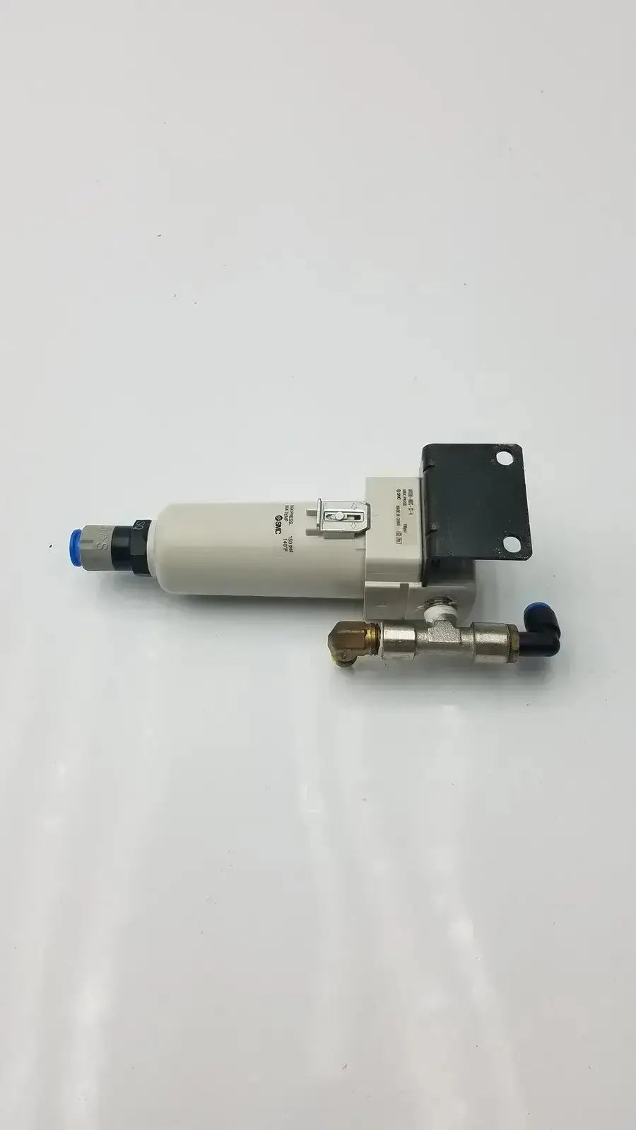 SMC FD30-N02C-2Z-A Filter With 150 psi Max Pressure Pneumatic Air Filter, second-hand product photo 4