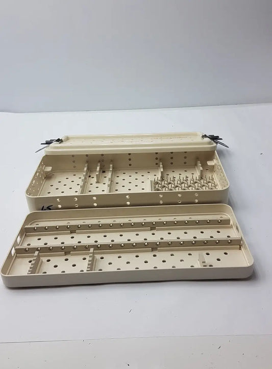 Reuse Medical Smith & Nephew Ref 7207934 Hip Arthroscopy System Empty Tray Surgical & Orthopedic Instruments, second-hand product photo 1