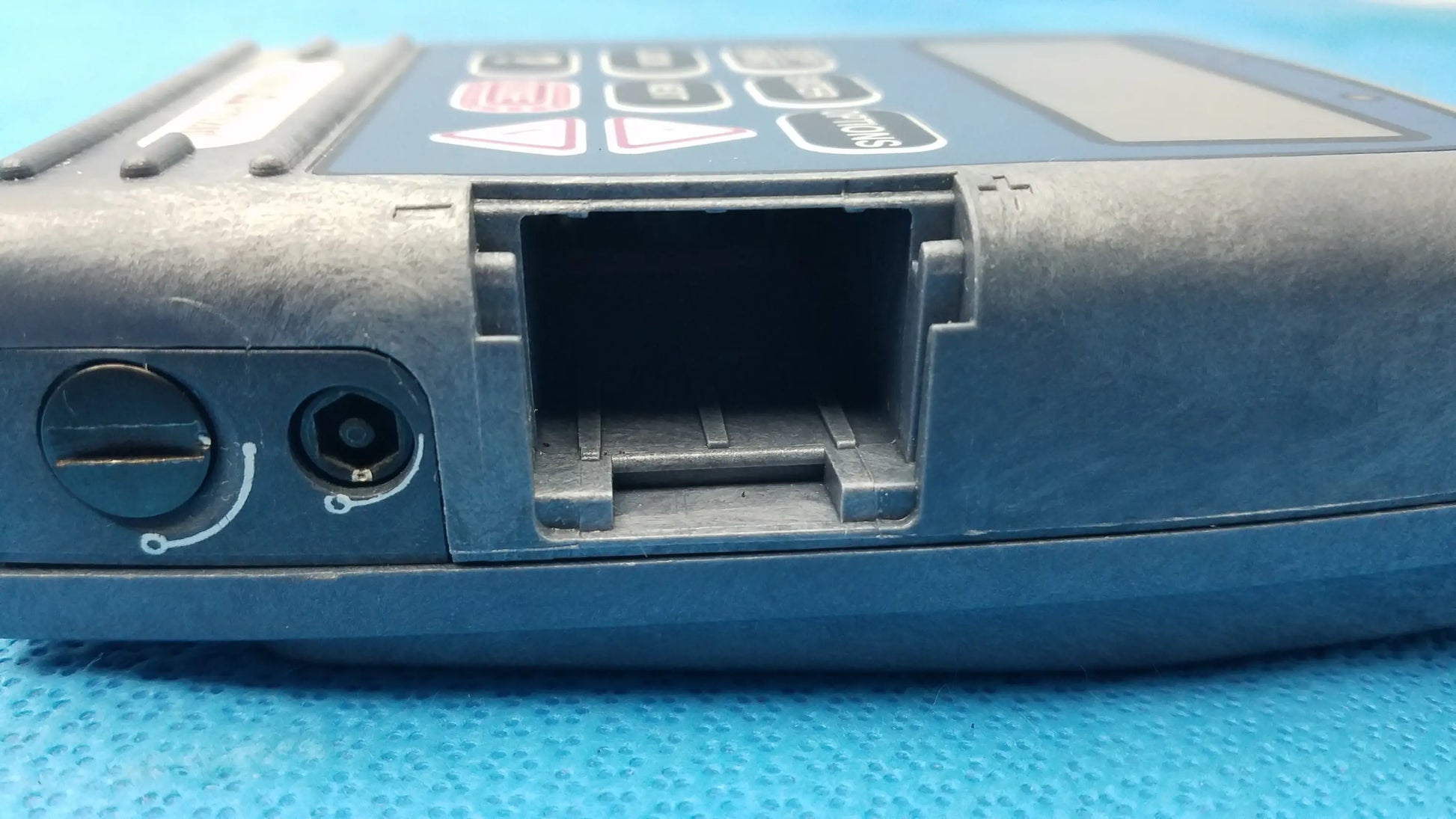 Smiths Medical 6100 Cadd Prizm Ambulatory Infusion Pump With Case Ambulatory Infusion Pump, second-hand product photo 9