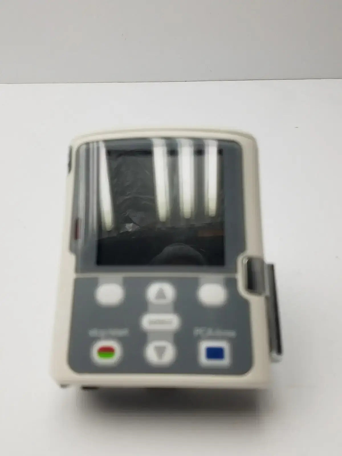 Smiths Medical CADD-Solis PCA 2110 Infusion Pump, second-hand product photo 2