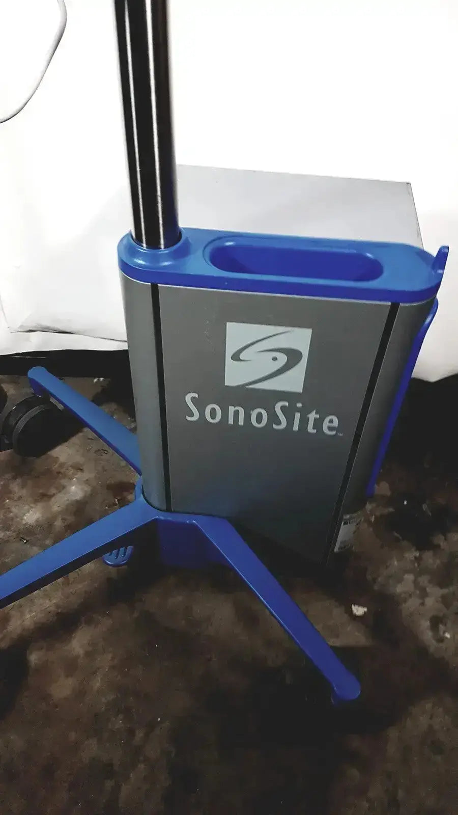 SonoSite L38/10-5 MHz Linear Transducer With Ref. P01088-01 With Rolling Stand Ultrasound Transducer, as-is (for parts) product photo 7