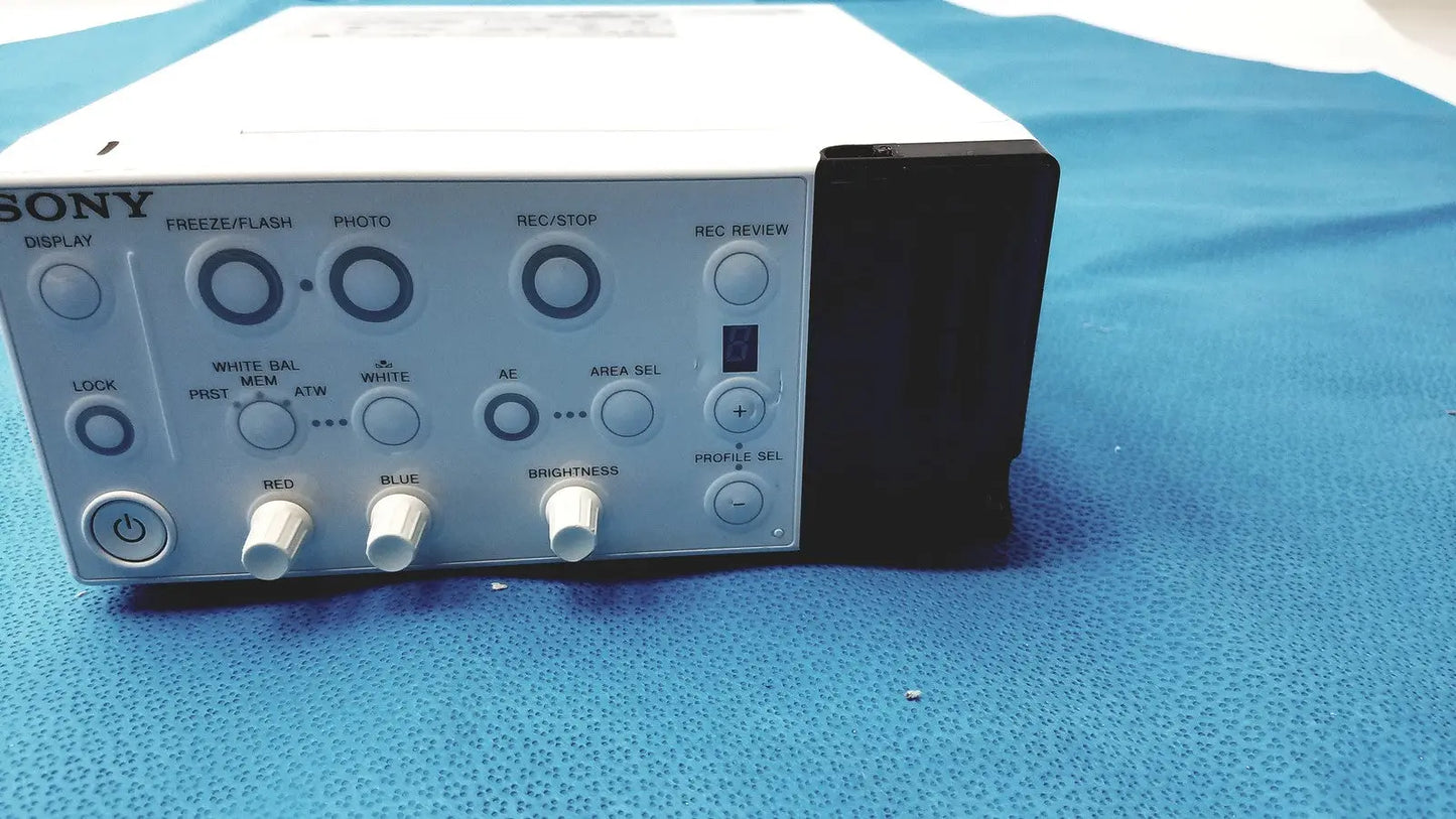 Sony Medical Camera Control Unit for Endoscopy and Surgical Imaging Systems Medical Camera Control Unit, second-hand product photo 3