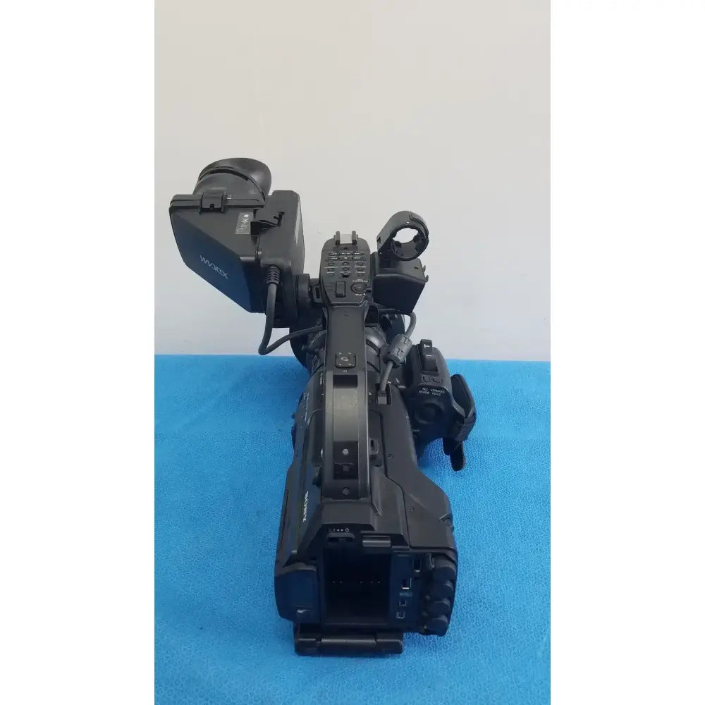 Sony PMW-300 Solid-State Memory XDCAM Camcorder Full HD 3CMOS Camcorder, as-is (for parts) product photo 14