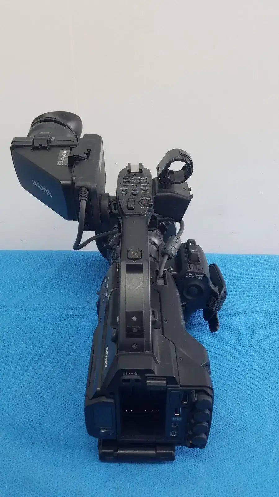 Sony PMW-300 Solid-State Memory XDCAM Camcorder Full HD 3CMOS Camcorder, as-is (for parts) product photo 14