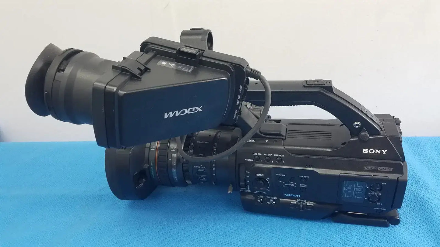 Sony PMW-300 Solid-State Memory XDCAM Camcorder Full HD 3CMOS Camcorder, as-is (for parts) product photo 1