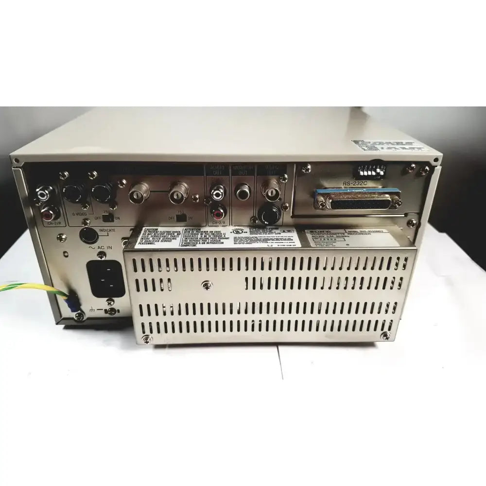 Sony SVO-9500MD Medical Videocassette Recorder SVHS/VHS Medical Videocassette Recorder, second-hand product photo 7