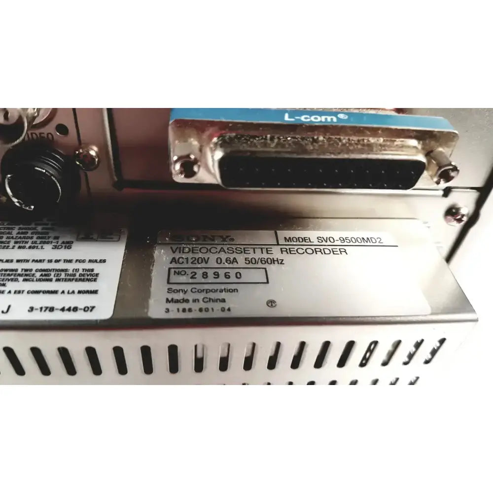 Sony SVO-9500MD Medical Videocassette Recorder SVHS/VHS Medical Videocassette Recorder, second-hand product photo 11