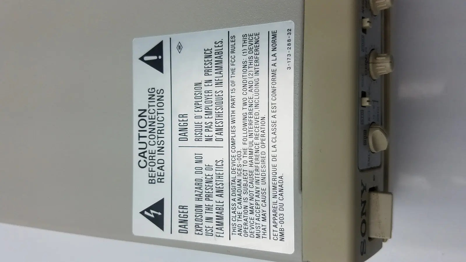 Sony Video Graphic Printer UP-895MDW Medical Video Printer, second-hand product photo 10
