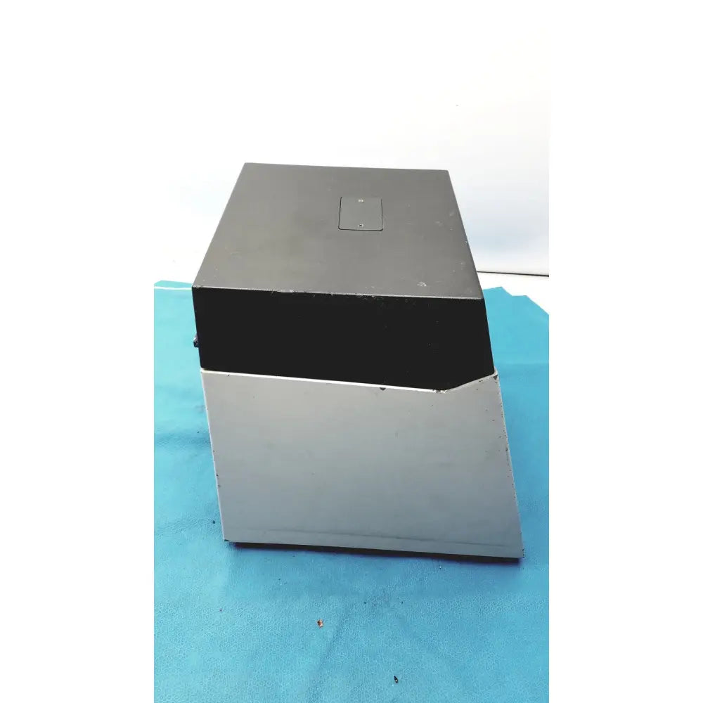 Black and silver metallic sorvall instruments cell washer 2 box with rectangular lid and small square panel model 8701716