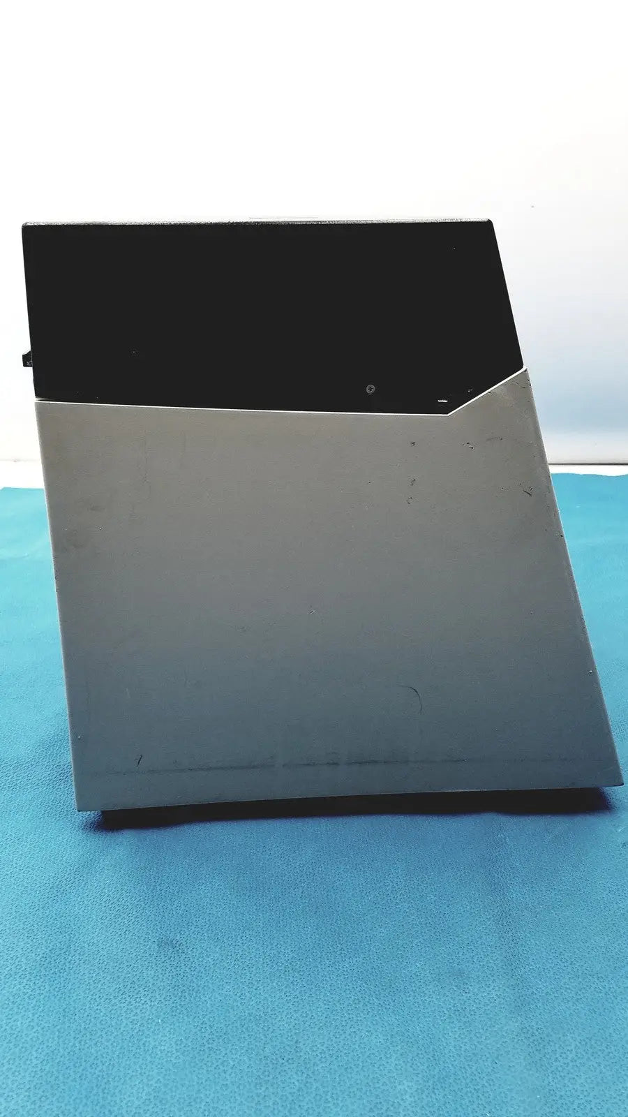 Black and silver rectangular sorvall instruments cell washer 2 with matte finish for laboratory cell processing