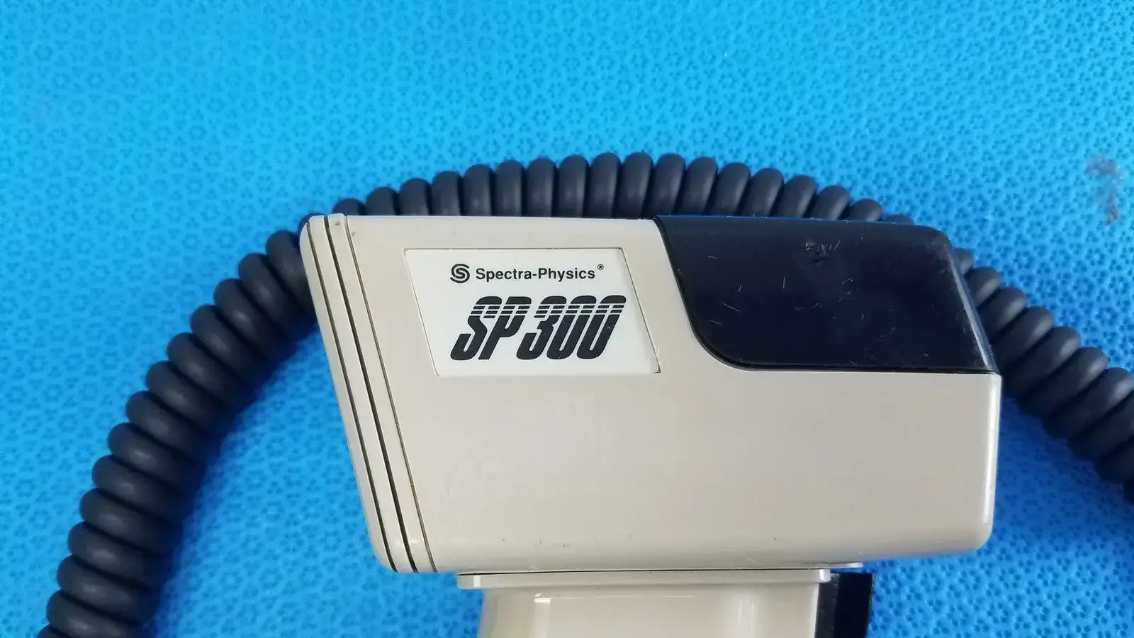 Spectra-Physics SP300 Laser Barcode Scanner Handheld Reader Barcode Scanner, second-hand product photo 3