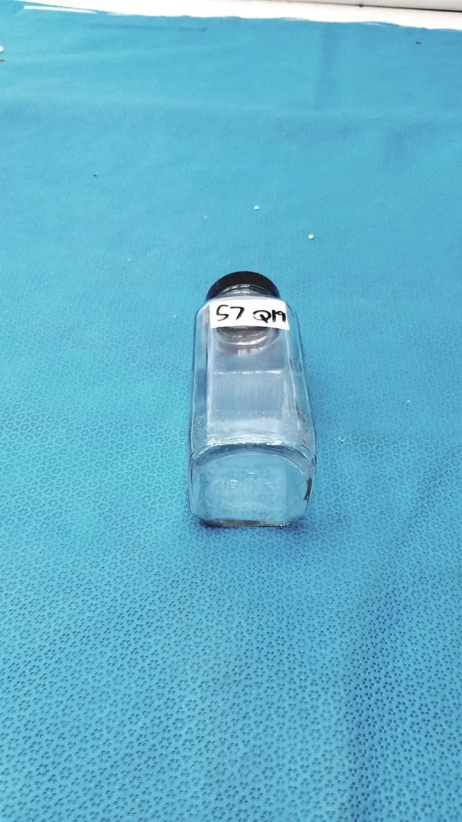N/A Square Glass Bottle – Laboratory Reagent or Sample Storage Bottle with Cap Laboratory glass bottle, second-hand product photo 3