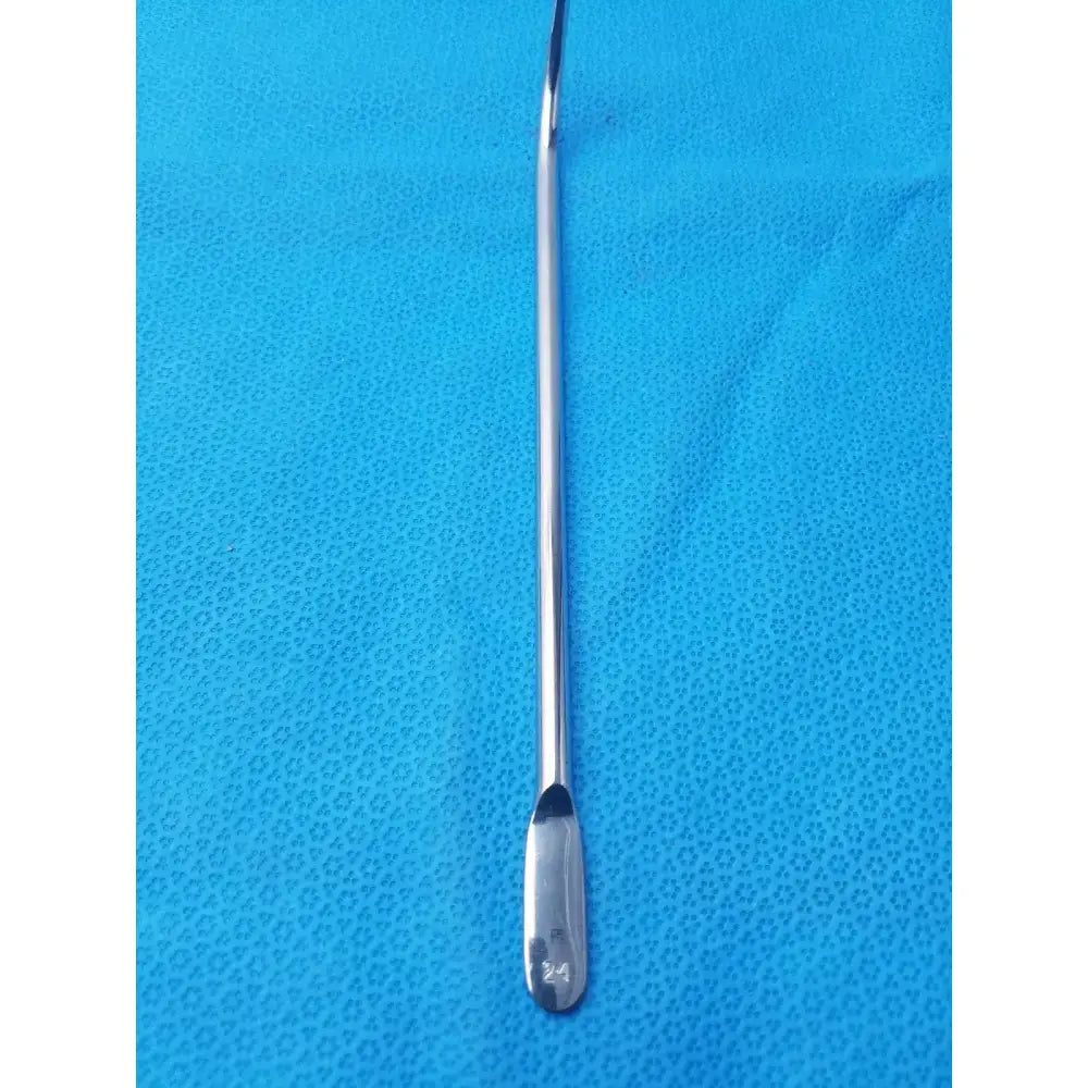 Unbranded Stainless Steel Curved Surgical Instrument Size 24 Surgical Instrument, second-hand product photo 4