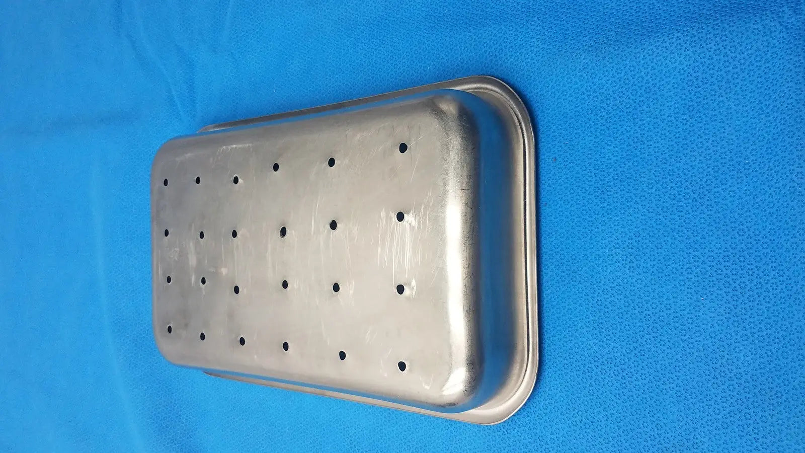 Vollrath Stainless Steel Perforated Instrument Tray Sterilization Container Instrument Sterilization Tray, second-hand product photo 2