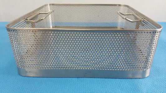 Reuse Medical Stainless Steel Perforated Instrument Tray with Handles Sterilization Trays & Cases, second-hand product photo 1
