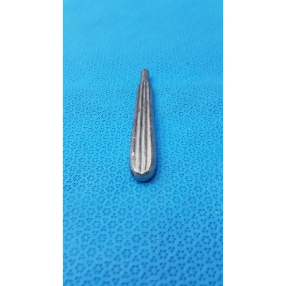Unbranded Stainless Steel Retractor Fenestrated Blade Handle Only Surgical Retractor Handle, second-hand product photo 1