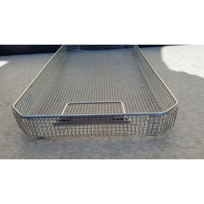 Rectangular stainless steel sterilization surgical cases basket with reinforced handle and sturdy grid pattern