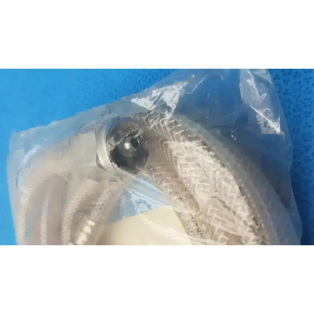 Unbrand Stainless Steel Washer Inlet Hose – Female to male Connector Washer Inlet Hose, second-hand product photo 2