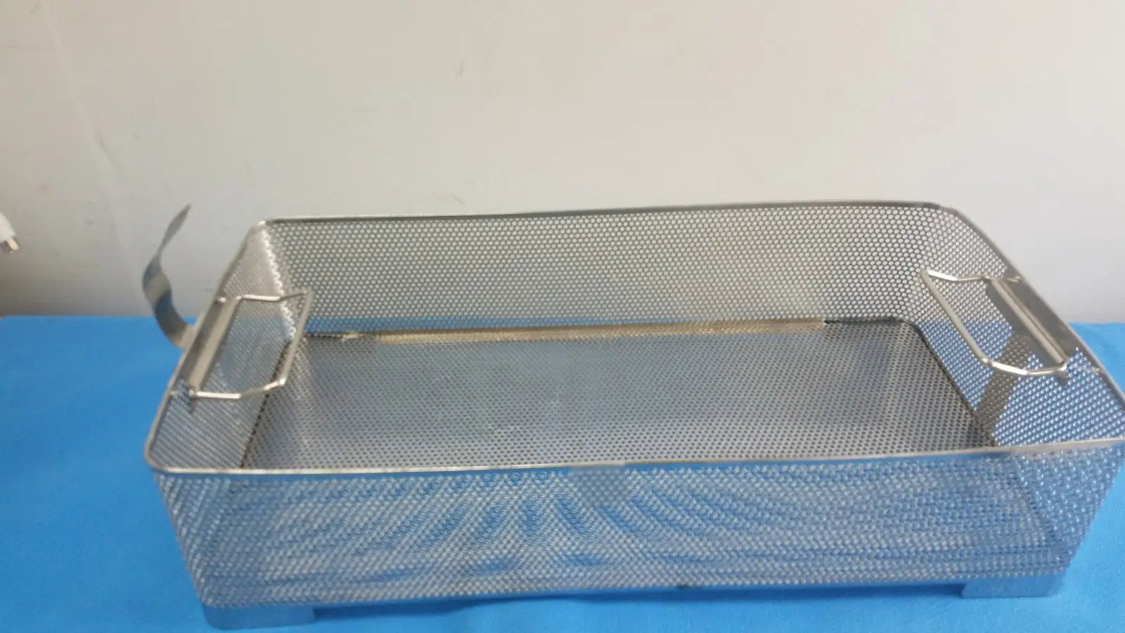 Reuse Medical Stainless Steel Wire Sterilization Basket – Surgical Instrument Storage Sterilization Trays & Cases, second-hand product photo 1