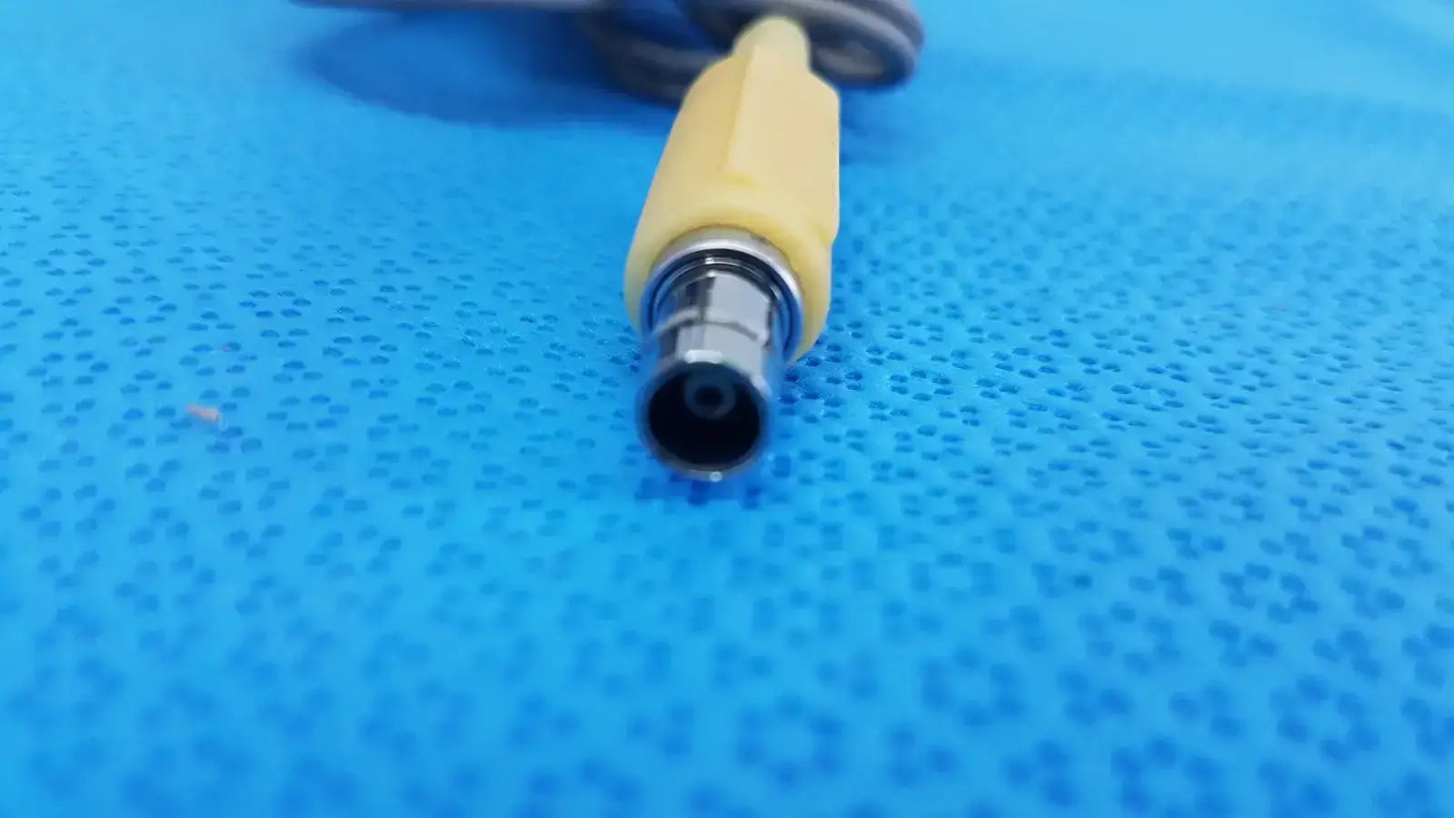 Unbranded Standard Bi-Polar Cable – Electrosurgical Instrument Connection Cord- Lot of 4 Electrosurgical Cable, second-hand product photo 4