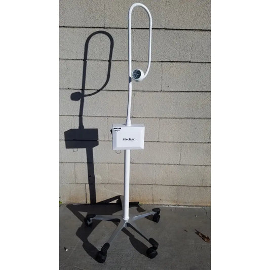 Reuse Medical StarTrol LED Mobile Medical Examination Light Floor Stand Surgical & Examination Lights, second-hand product photo 1
