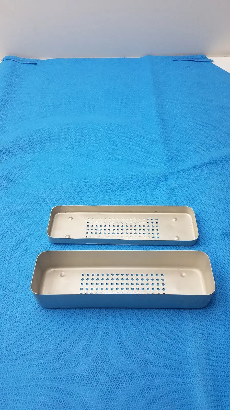 Unbranded Steel Medical Sterilization Tray Case – Surgical Instrument Holder Medical Sterilization Tray, second-hand product photo 2