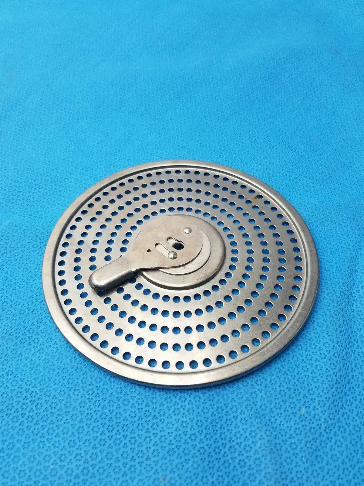 Unbranded Sterilization Container Lid Paper Filter Retention Plate Sterilization Container Part, second-hand product photo 2