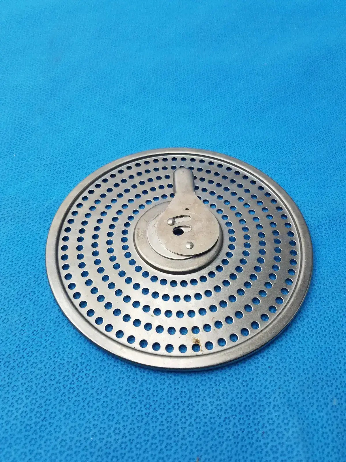 Unbranded Sterilization Container Lid Paper Filter Retention Plate Sterilization Container Part, second-hand product photo 3