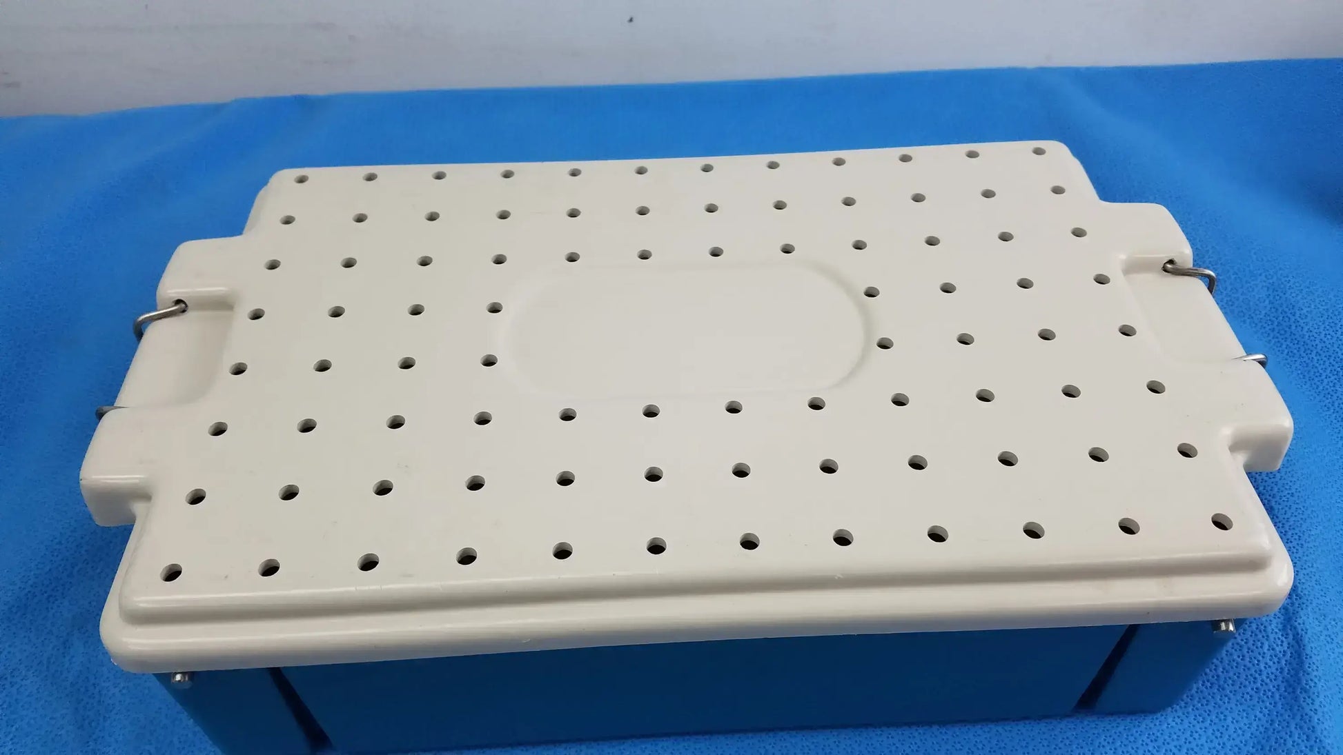Reuse Medical Equipment Sterilization Storage Container With Lid Sterilization and Storage Container, second-hand product photo 13