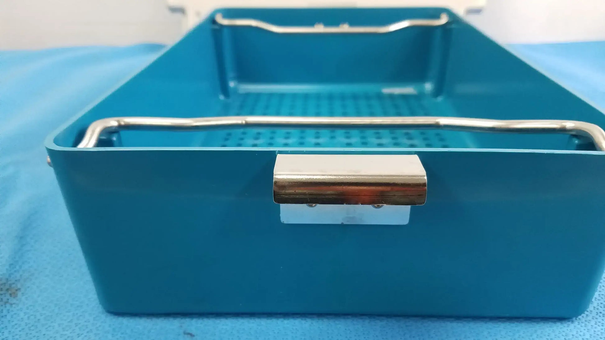Reuse Medical Equipment Sterilization Storage Container With Lid Sterilization and Storage Container, second-hand product photo 4