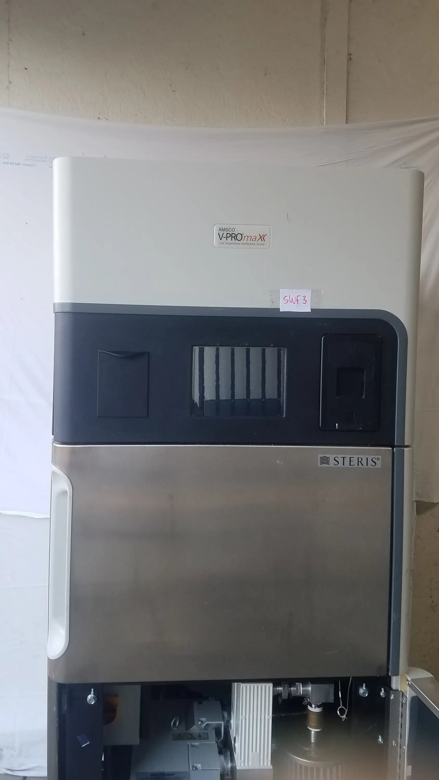 Steris v-pro max low temperature sterilization system with white and stainless steel exterior s/n 0324713-05