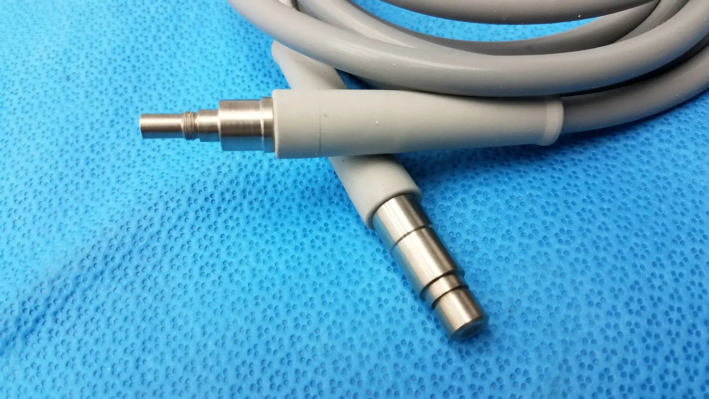 Reuse Medical Equipment Storz Wolf Compatible Fiber Optic Endoscope Light Cable 10550 Fiber Optic Light Cable, second-hand product photo 2