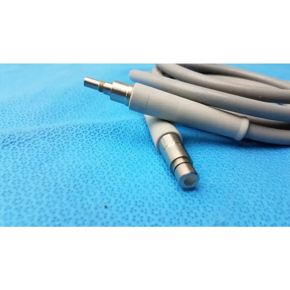 Reuse Medical Equipment Storz Wolf Compatible Fiber Optic Endoscope Light Cable 10550 Fiber Optic Light Cable, second-hand product photo 3