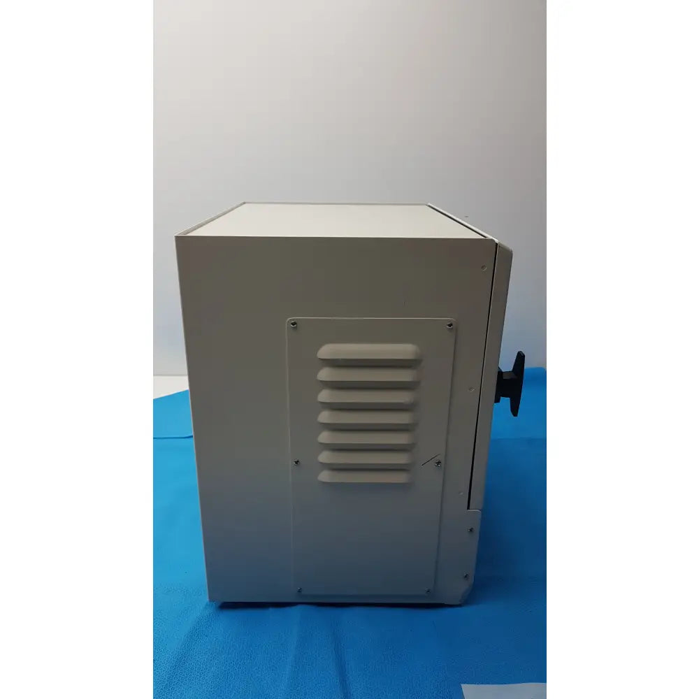 Stovall Affymetrix GeneChip Hybridization Oven 640 P/N 800138 - Hybridization Oven