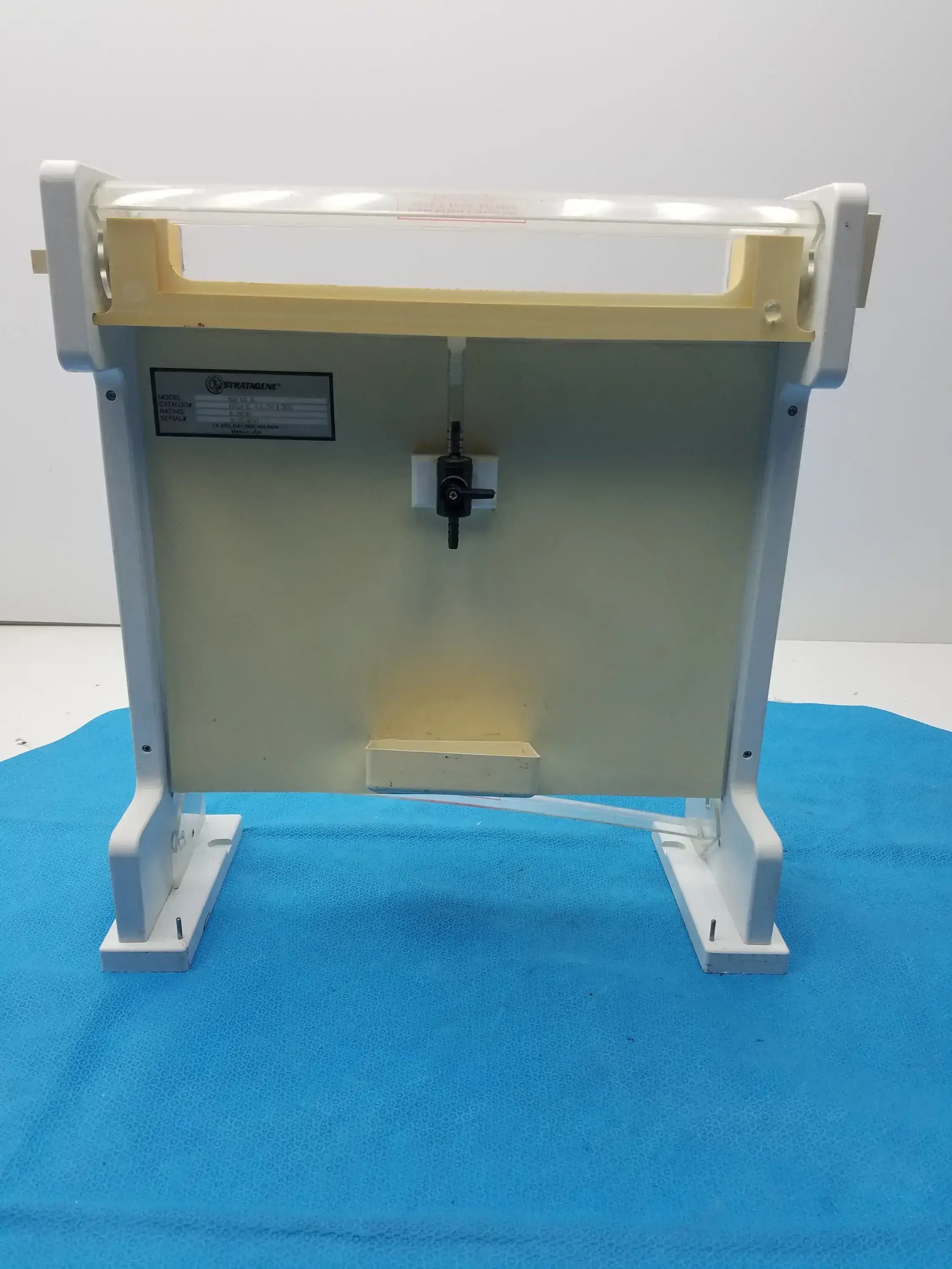 Stratagene Base Ace Sequencer Vertical Electrophoresis Gel Box Vertical Electrophoresis Gel Box, second-hand product photo 3